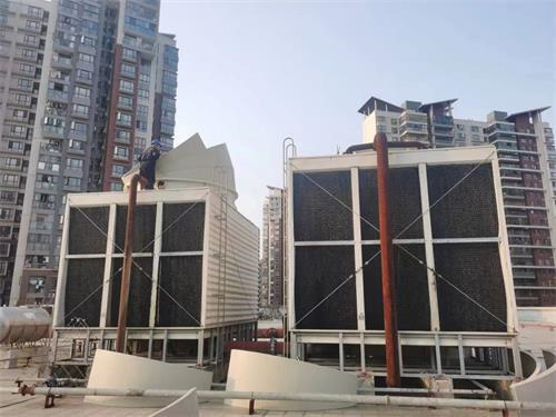 不銹鋼冷卻塔--玻璃鋼冷卻塔的應用(河南高溫工業型